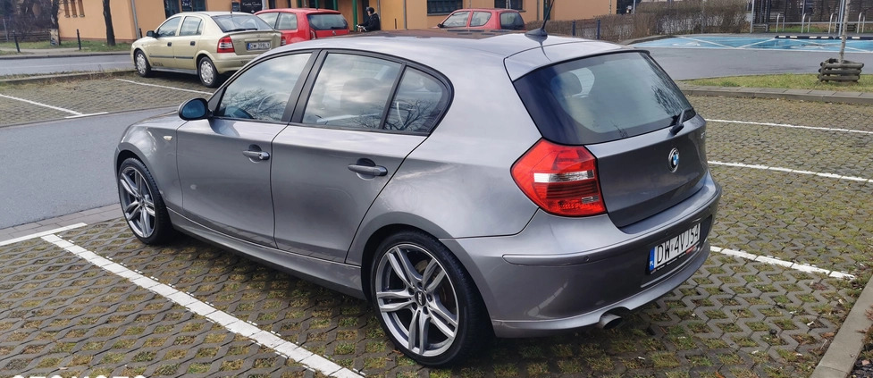 BMW Seria 1 cena 22900 przebieg: 259000, rok produkcji 2010 z Wrocław małe 79
